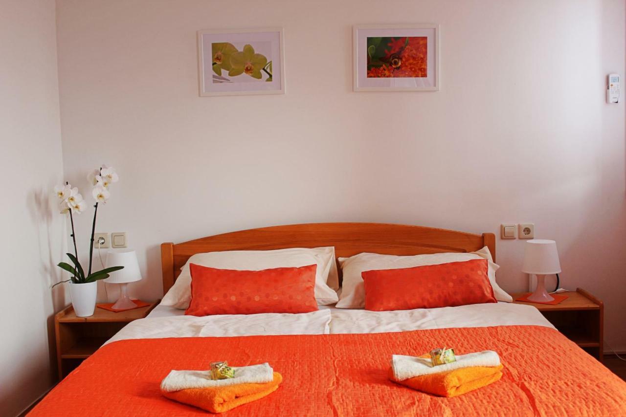 Guesthouse Pri Cebelici Lukovica pri Domžalah Екстериор снимка
