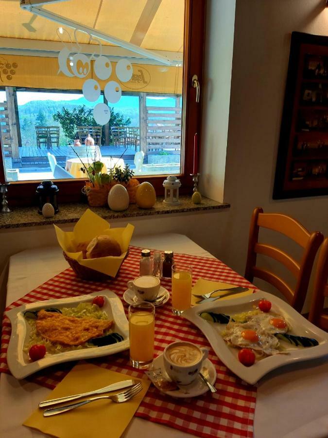 Guesthouse Pri Cebelici Lukovica pri Domžalah Екстериор снимка